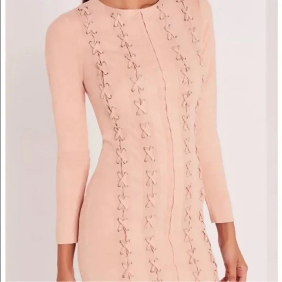 Missguided X Carli Bybel nude pink Long Sleeve Suede Feel dress sz 8 Rare EUC - Picture 3 of 4
